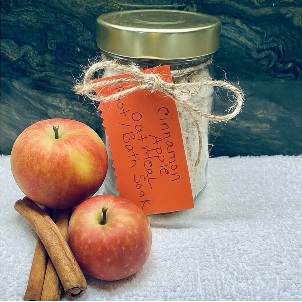 Cinnamon Apple Oatmeal Bath Foot Soak New